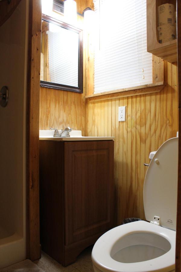 Berry Creek Cabins Hotel Isabel Bagian luar foto