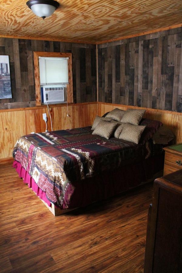 Berry Creek Cabins Hotel Isabel Bagian luar foto