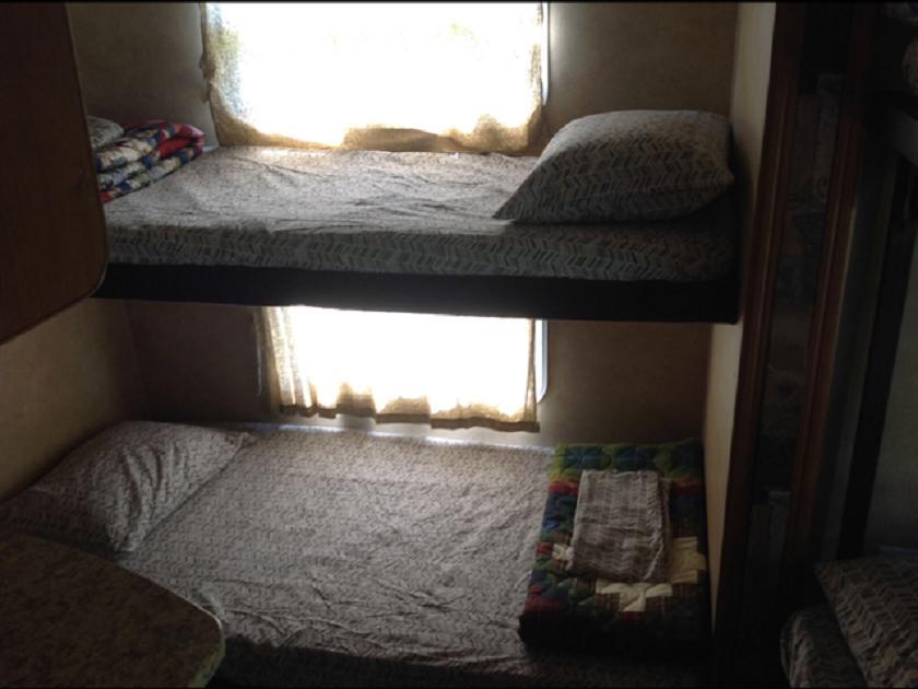 Berry Creek Cabins Hotel Isabel Bagian luar foto
